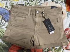 新品 アメリカンイーグル ベージュ ショートパンツ AEOのサムネイル