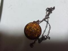 オレンジ花模様ペンダントネックレス中古