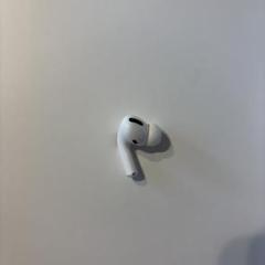 2025年最新】airpods pro 右耳 a2084の人気アイテム - メルカリ