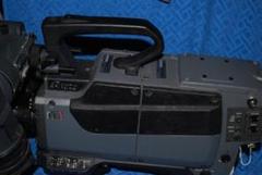 ソニー放送用カメラBVP550＋キャノンレンズ中古動作品の出品です。 ソニー放送用カメラBVP550＋キャノンレンズ中古動作品の出品です