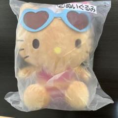 ひづる　【ハローキティ】✨️未使用タグ付き✨️サングラス ハローキティ 水着 ぬいぐるみ サングラス付き - メルカリ