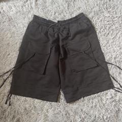 short pantsのサムネイル