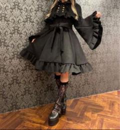 アトリエピエロの黒いボタン付きロングコート ⚠最終値下げ ATELIERPIERROT アトリエピエロ ケープ コート 黒