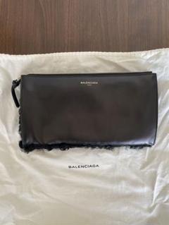 美品 バレンシアガ キャンバス クラッチバッグ ロゴ型押し ファスナー 黒 BALENCIAGA - バレンシアガ クラッチバッグ 美品 キャンバスの