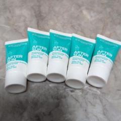 clarins クラランス　アフターサンシャワージェル5点セットのサムネイル