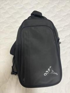 adidas ボディバッグ ブラック