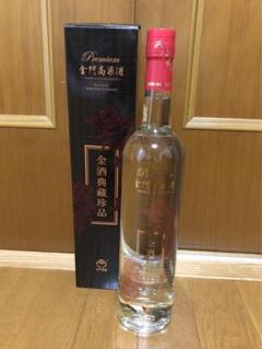 稀少商品】 高級台湾高梁酒 ・金門十年老窯 600ml