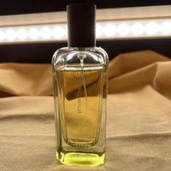 登場! VETIVER 香水 HERMES TONKA メルカリ - 美品 残量9割 香水(ユニセックス)