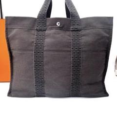 ⭐︎HERMES　エルメス　カデナ　グリーン　ゴールド　手袋　グローブ HERMES エルメス ケリー グローブ カデナチャーム 手袋 サイズ