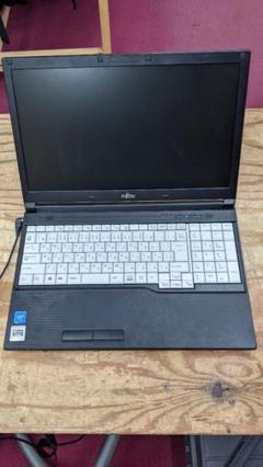 FUJITSU LIFEBOOK A576/P ノートパソコン
