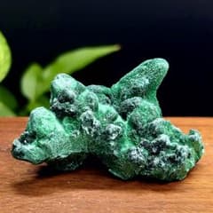 マラカイト 28.4kg 孔雀石 鑑賞石 自然石 原石 誕生石 鉱物 水石