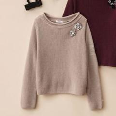 ルネRené ニット刺繍ベージュRロゴ