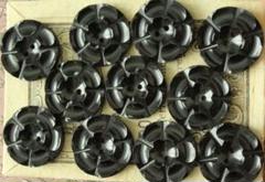 花の形 ブラック プラスチックボタン 11個 φ21mm フランス輸入 #279