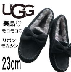 芸能人愛用のおすすめ最新情報 2025年最新】ugg ダコタ 23の人気アイテム - メルカリ 靴