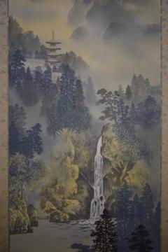 真作/善次郎/青緑山水図/塔山水図/桐共太巻二重箱付/布袋屋掛軸HI-934 真作/善次郎/青緑山水図/塔山水図/桐共太巻二重箱付/布袋屋掛軸