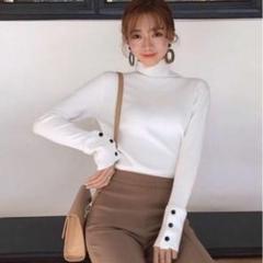 ❤即購入ok!!❤ボリューム袖 袖ボタントップス 薄手ニット white♪ 白