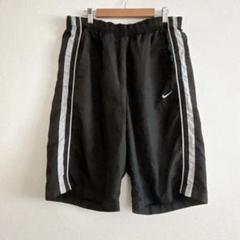 訳あり　ナイキ　ハーフパンツ　XL 黒　ナイロン生地　NIKE スポーツ　ライン