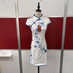 刺繍入り白チャイナドレスサイズM