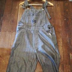 Johnbullのオーバーオールです。