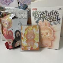 【正規品・美品】POPMART Labubu ぬいぐるみペンダント