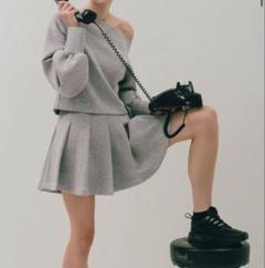 THE TOE MARYLEBONE PLEATS SKIRT