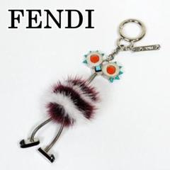 激レア 極美品 フェンディ キーホルダー モンスター ファー シルバー パープル 激レア 極美品 フェンディ キーホルダー モンスター ファー
