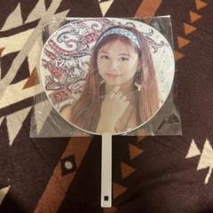 TWICE Breakthrough うちわ　【未使用に近い❣️】 TWICE うちわ 新品未使用 - メルカリ