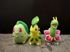 ポケモン指人形　チコリータ　ベイリーフ　メガニウムのサムネイル