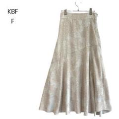 【KBF】切り替えフレアスカート ベージュ系 グラフィカル柄 F a0755