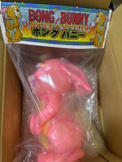 蓄光　BlackBook Toy Bong Bunny　ボングバニー ソフビ 蓄光 BlackBook Toy Bong Bunny ボングバニー ソフビ - メルカリ