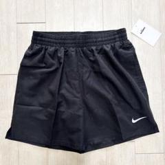 新品 海外限定Nikeナイキ 刺繍ロゴショーツ水着 ハーフパンツ シュプリーム 新品 海外限定Nikeナイキ 刺繍ロゴショーツ水着 ハーフパンツ