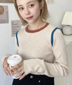 クルーネック配色ニットのサムネイル