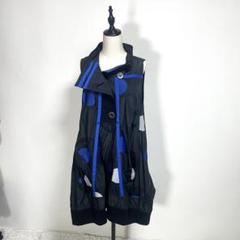 美品　エイコ　コンドウ　黒と青のドット柄　ロング　ベストジャケット　サイズ42 美品 エイコ コンドウ 黒と青のドット柄 ロング ベスト