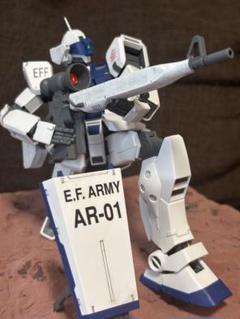 【ガンプラ完成品】 MG ジムスナイパー2 ホワイトディンゴ隊仕様のサムネイル
