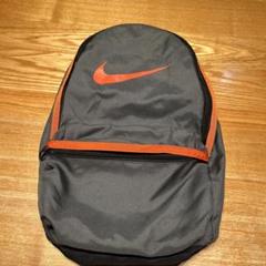 美品　Nike リュック・バックパック グレー/オレンジ
