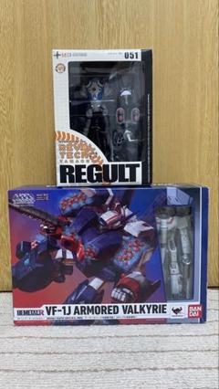 HI-METALRVF-1Jアーマードバルキリーとリボルテックヤマグチ2点セット