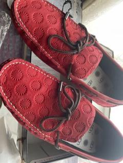 UGG レッド ドライビングシューズ