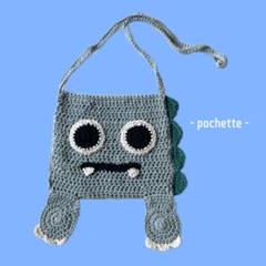子供用　ポシェット　怪獣　コットン　ハンドメイド　青　水色