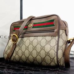美品 ✨ GUCCI ショルダーバッグ　GG シェリーライン　PVCのサムネイル