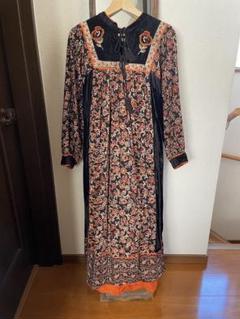 Freada花柄刺繍 長袖ロングワンピース 新品タグ付き Freada花柄刺繍 長袖ロングワンピース 新品タグ付き - メルカリ
