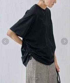 beardsleyビアズリー LIVETART サイドシャーリングTシャツ　黒