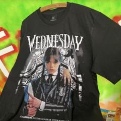 XL 新品 Wednesday 海外ドラマ 黒 アダムスファミリー Tシャツのサムネイル