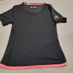 アディダス　半袖トップス黒climachill