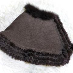 【美品】ブルーフォックス リアルファー ポンチョ ブラック ショール 美品】ブルーフォックス リアルファー ポンチョ ブラック ショール
