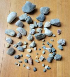 糸魚川翡翠海岸で拾った石 752g