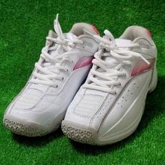 ♥️美品♥️【SRIXON】スリクソン スパイクレス♥️白色 23.5cm 紐