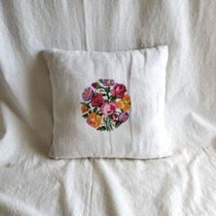 Vintage　手刺繍クロスステッチ　Flower　クッションカバー