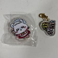 ちいかわレストラン モモンガ アクリルスタンド まじかる鎧さん アクリルチャーム