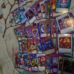 遊戯王　引退品　まとめ売り　ホログラフィックレア3枚セット 遊戯王 引退品 高レアリティ多数 旧レリーフ ホログラフィック
