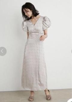 SNIDEL Sustainableギャザーパフスリーブドットワンピース